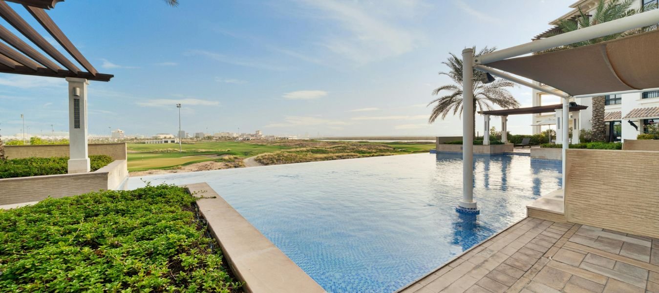 Geometric Pool Designs