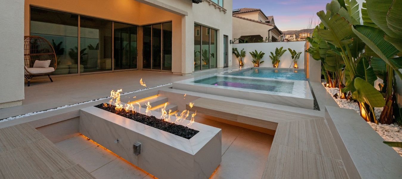 Luxury Pool Features