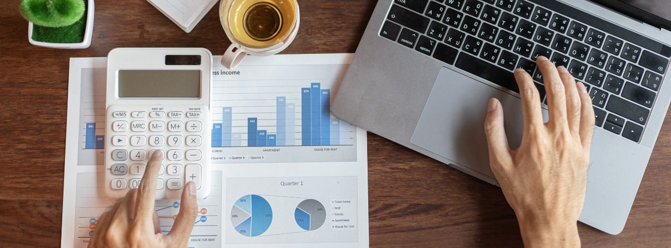 The Mathematics of Smart Financing
