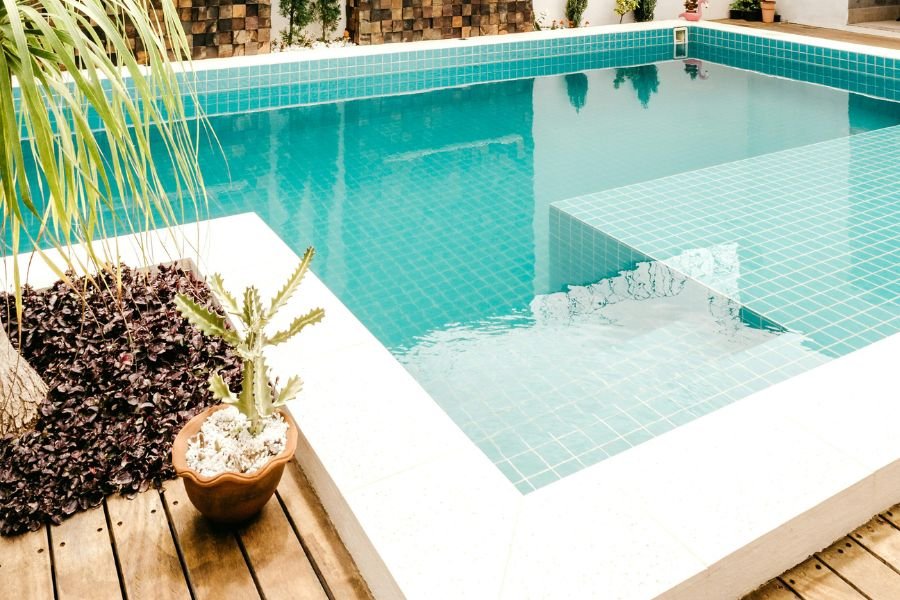 Creating Spatial Illusions