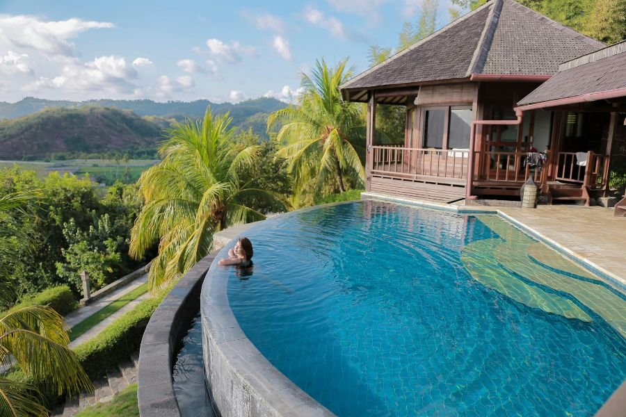 Extends the Life of the Swimming Pool