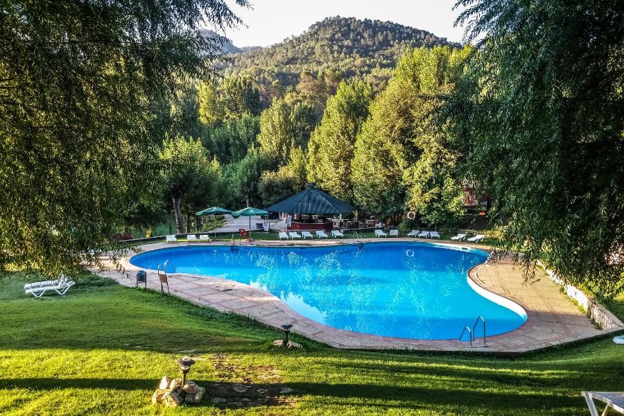 Popular Zero-Entry Pool Design Trends