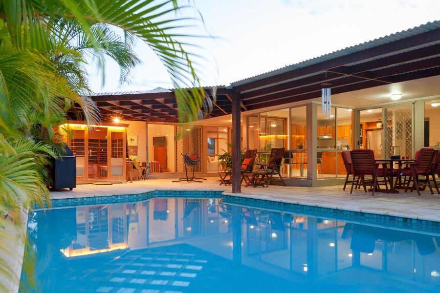 The Mathematics Nobody Explains