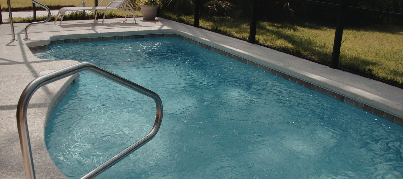 10 Backyard Pool Remodeling Mistakes Florida Homeowners Make