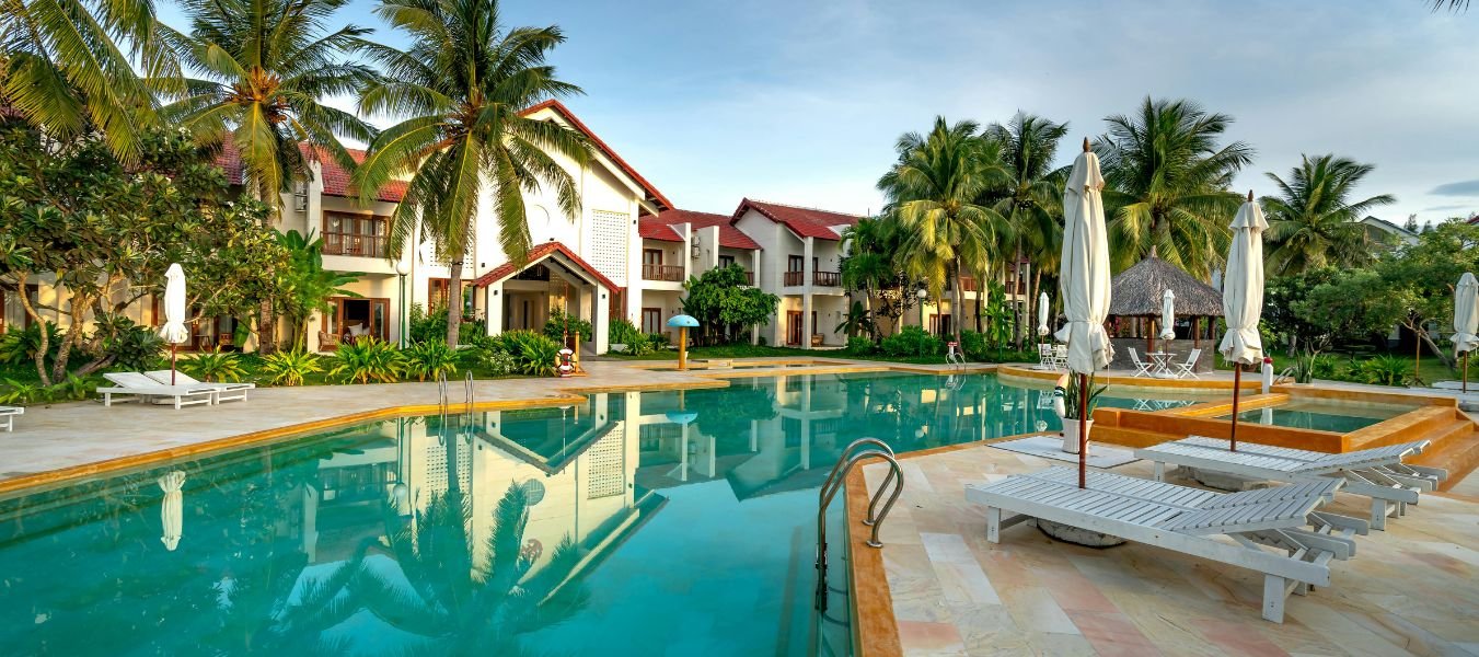 Common Reasons Pool Water